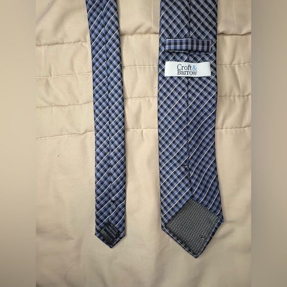 Croft & Barrow Blue Checkered Tie - Picture 3 of 4